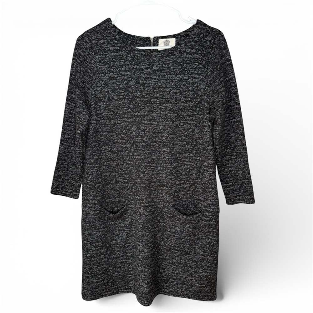 Lili’s Closet Tunic Dress Size Medium Long Sleeve Pockets Knit Sweater Black